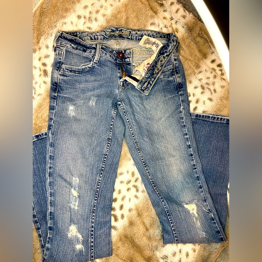 American Eagle ankle length, strength jeans